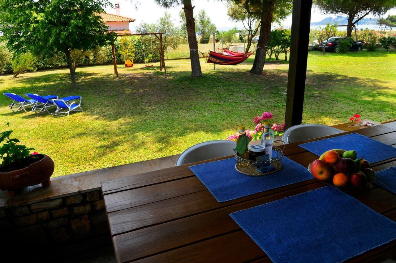 Athos View Villa By The Sea Ormos Panagias Extérieur photo