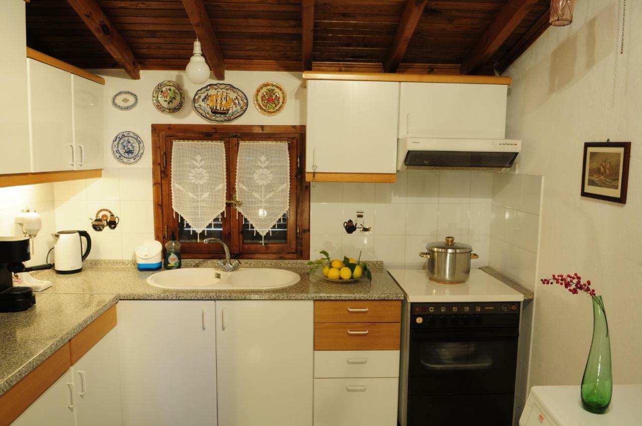 Athos View Villa By The Sea Ormos Panagias Extérieur photo
